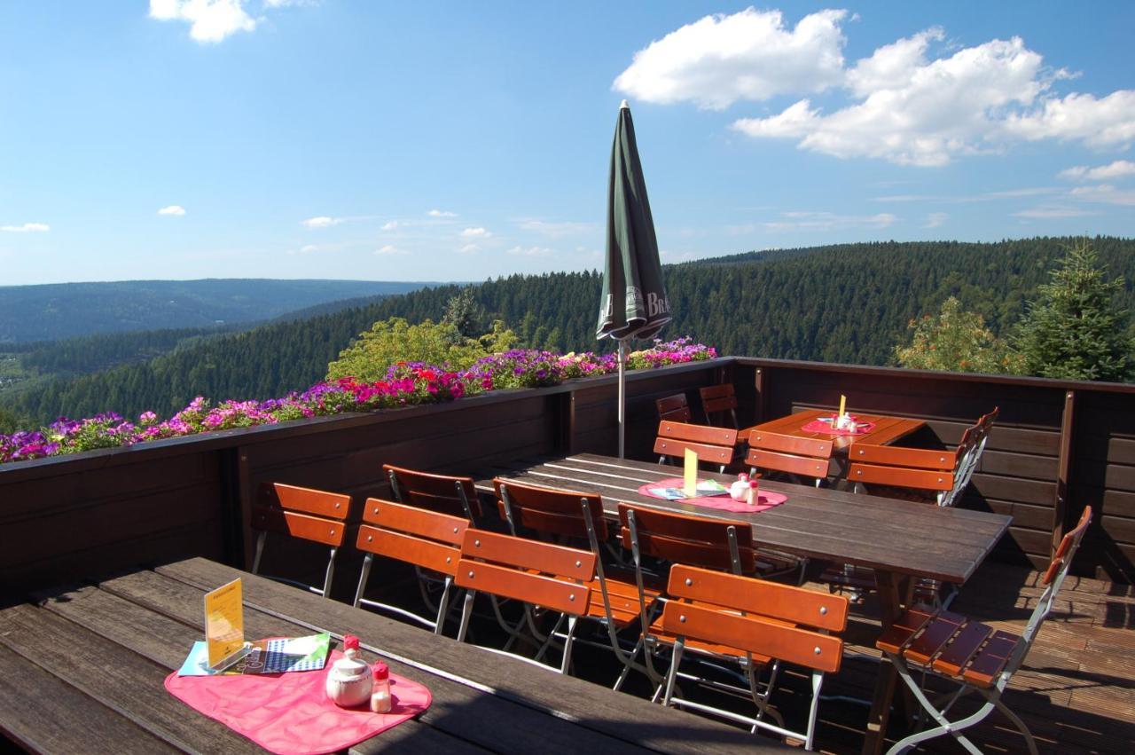 Berggasthaus&Pension Schöne Aussicht Klingenthal Exterior foto