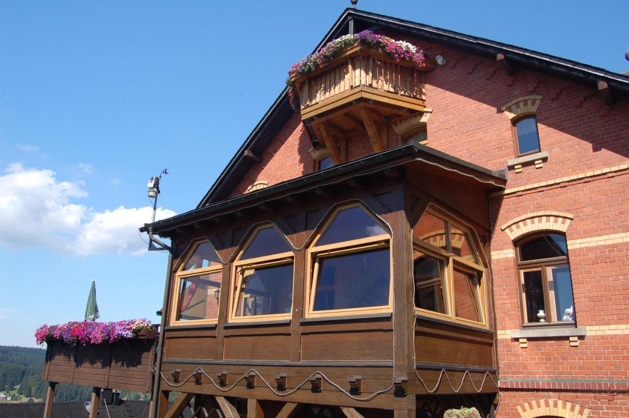 Berggasthaus&Pension Schöne Aussicht Klingenthal Exterior foto